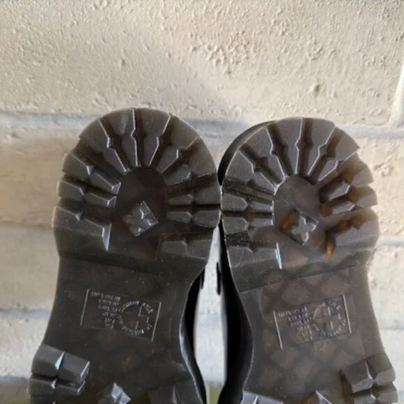 Dr. Martens Bethan black polished smooth t-bar mary jane size US W 11 - Picture 7 of 9